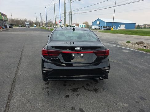Used 2019 Kia Forte LXS image 4