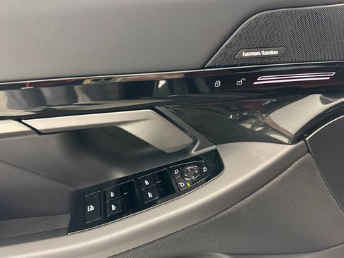 New 2026 BMW 530i image 13