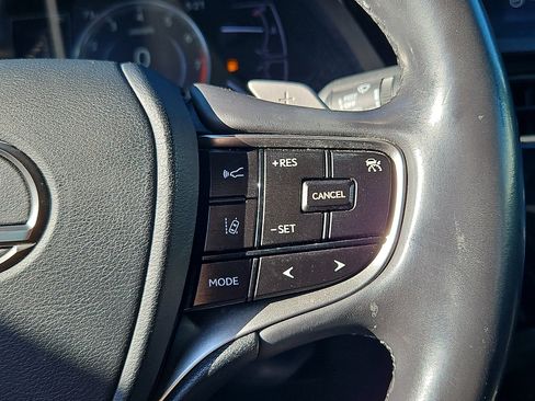 Used 2022 Lexus ES 350 w/ Premium Package FWD image 25