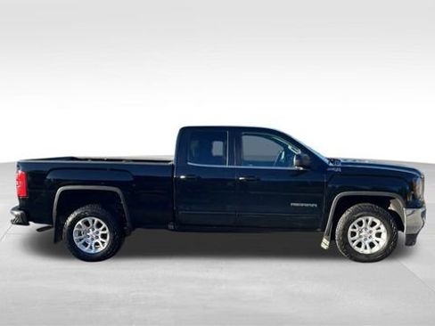 Used 2018 GMC Sierra 1500 SLE w/ SLE Value Package image 3