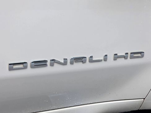 Used 2020 GMC Sierra 2500 Denali w/ Denali Ultimate Package AWD/4WD image 42