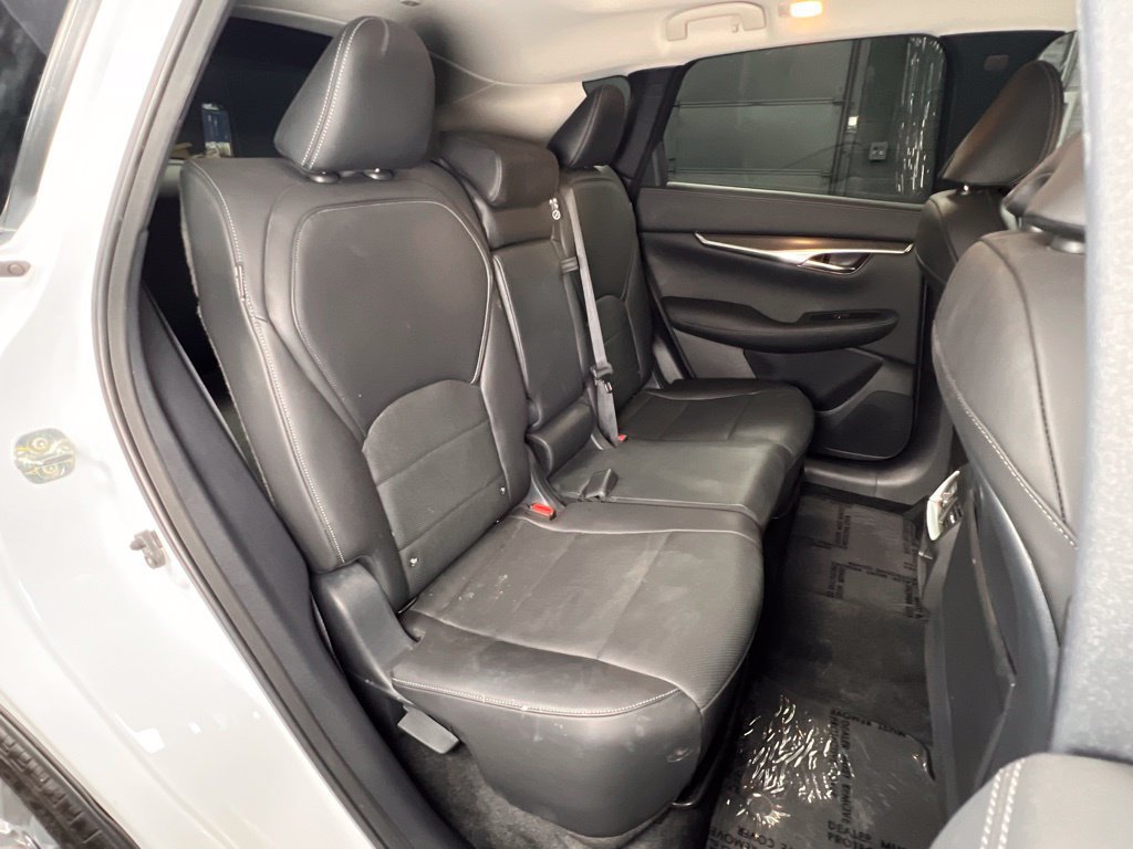 Used 2024 INFINITI QX50 Luxe AWD/4WD image 18