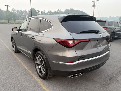 Used 2023 Acura MDX SH-AWD w/ Technology Package image 4