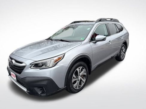 Used 2022 Subaru Outback Limited image 2