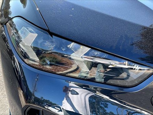 Certified 2025 BMW X6 M60i w/ Dynamic Handling Package image 28