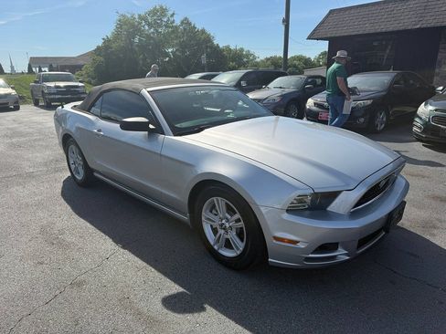 Used 2014 Ford Mustang Convertible w/ Equipment Group 102A RWD image 2