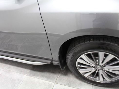 Used 2020 Nissan Pathfinder SL AWD/4WD image 38