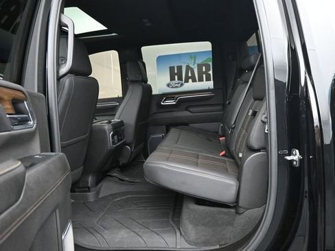 Used 2024 Chevrolet Silverado 2500 High Country w/ High Country Premium Package AWD/4WD image 8