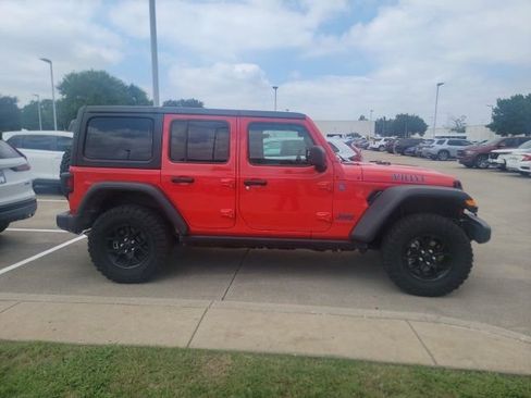 Used 2025 Jeep Wrangler Unlimited Sport S 4xe AWD/4WD image 4