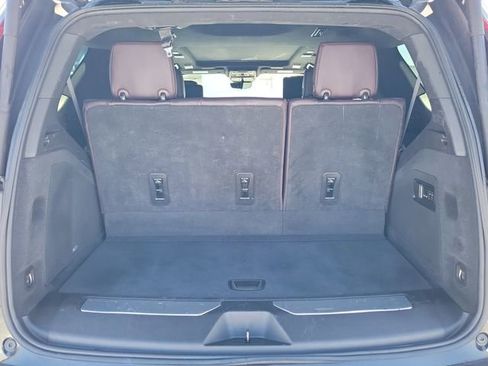 Used 2022 Cadillac Escalade Sport Platinum w/ LPO, ONYX Package image 12