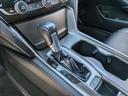 Used 2018 Honda Accord EX-L image 15