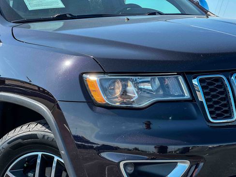 Used 2020 Jeep Grand Cherokee Limited AWD/4WD image 4