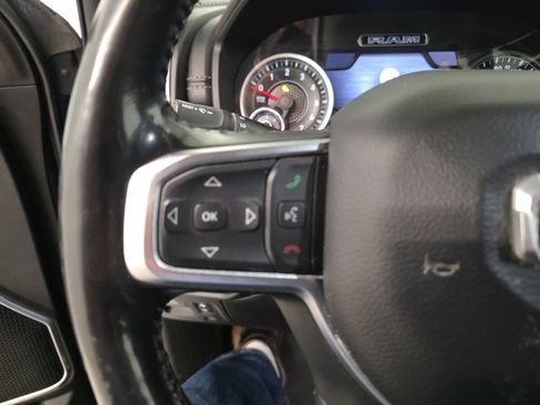 Used 2020 RAM 1500 Laramie image 15