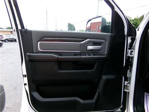 Used 2021 RAM 2500 Big Horn w/ Level 1 Equipment Group image 12