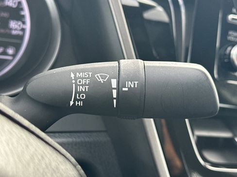 Used 2024 Toyota Camry SE image 38