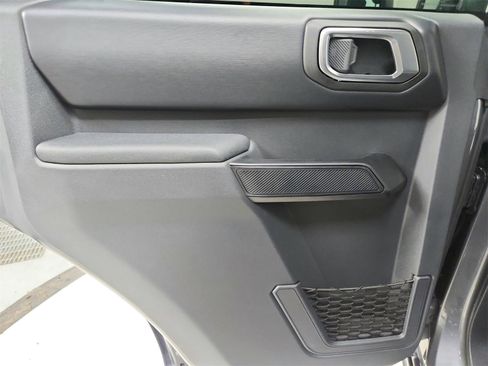 New 2025 Ford Bronco Badlands image 38