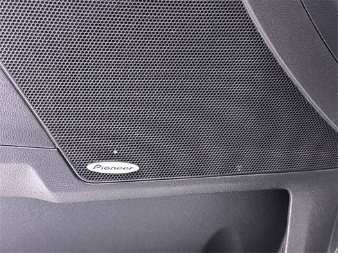 Used 2013 GMC Terrain SLT image 25