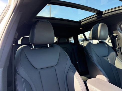 Used 2022 BMW X4 M40i w/ Premium Package image 21