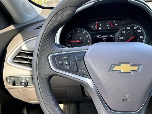 Used 2023 Chevrolet Malibu LS FWD image 11
