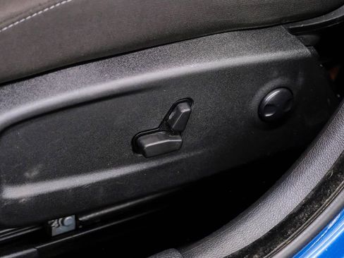 Used 2022 Dodge Charger SXT w/ Blacktop Package image 39