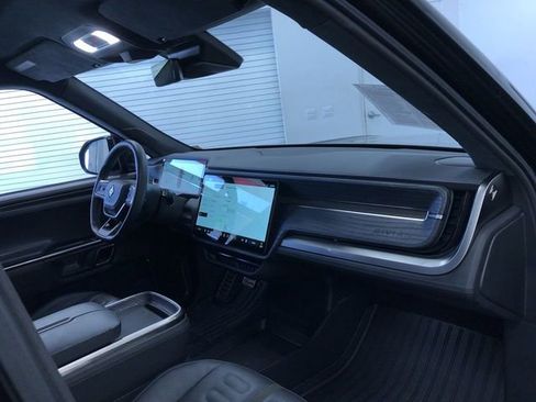 Used 2023 Rivian R1T Adventure AWD/4WD image 23