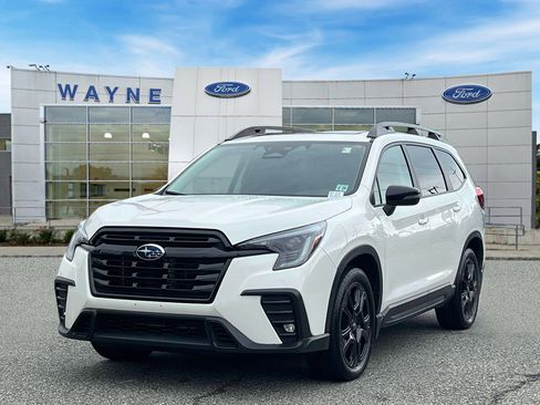 Used 2023 Subaru Ascent Onyx Edition image 2