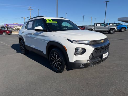 Used 2023 Chevrolet TrailBlazer ACTIV FWD image 1