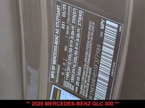 Certified 2025 Mercedes-Benz GLC 300 4MATIC image 35