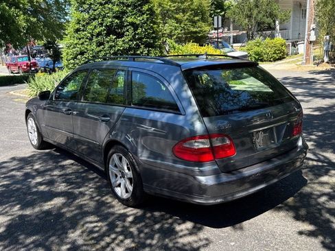 Used 2008 Mercedes-Benz E 350 4MATIC Wagon image 4