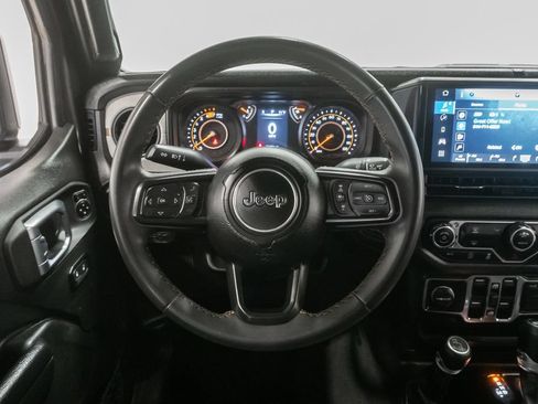 Used 2024 Jeep Wrangler Unlimited Sport AWD/4WD image 13