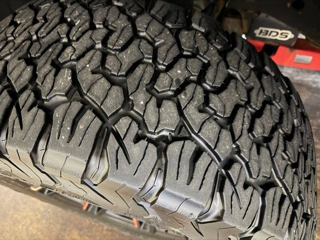 Used 2019 GMC Sierra 1500 SLT w/ SLT Premium Package AWD/4WD image 13