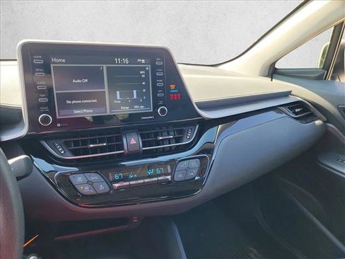 Used 2021 Toyota C-HR LE image 20
