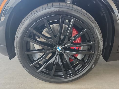 New 2026 BMW X5 xDrive40i w/ M Sport Package AWD/4WD image 7