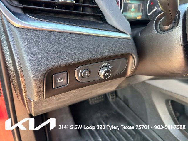 Used 2018 Buick Enclave Essence FWD image 16
