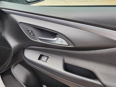 New 2026 Buick Envista Preferred FWD image 35