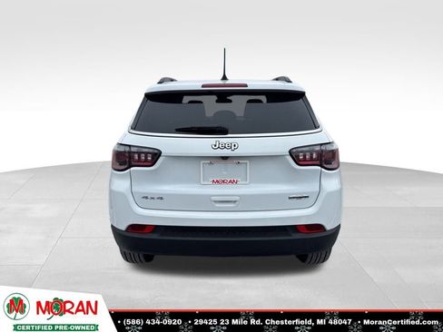 Used 2022 Jeep Compass Latitude image 4