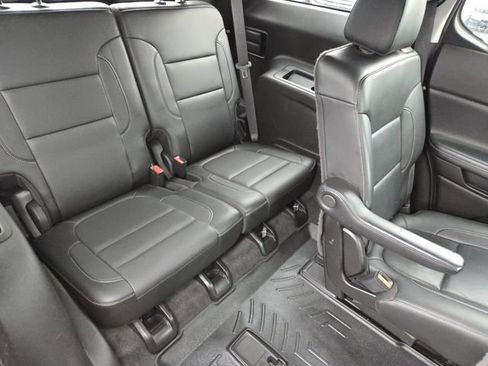 Used 2020 GMC Acadia SLT image 26