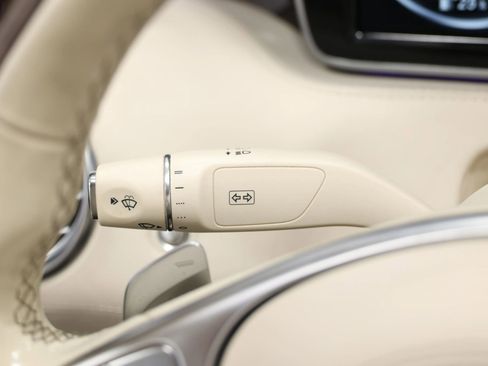 Used 2017 Mercedes-Benz S 550 Cabriolet image 22