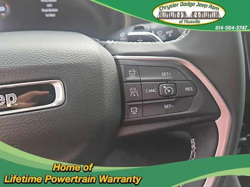 New 2025 Jeep Grand Cherokee Laredo X w/ Luxury Tech Group I image 8