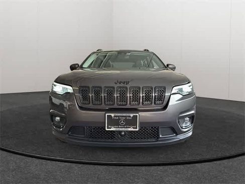 Used 2021 Jeep Cherokee Latitude Plus image 2