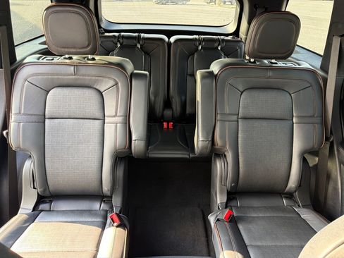 Certified 2025 Lincoln Aviator Black Label AWD/4WD image 21