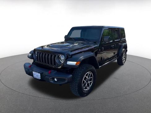 Used 2025 Jeep Wrangler Unlimited Rubicon image 4