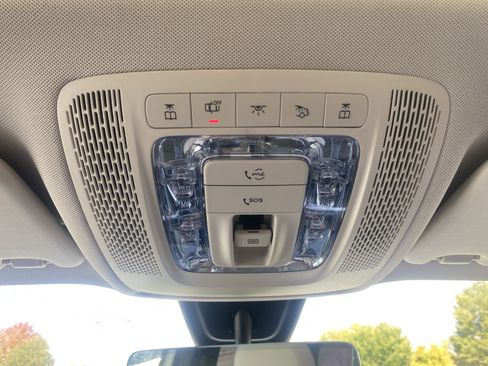 Certified 2023 Mercedes-Benz GLB 250 4MATIC image 23