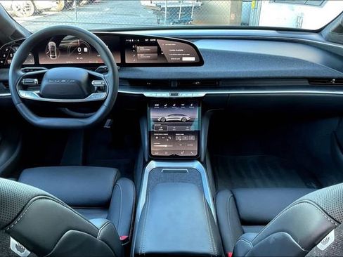 Used 2024 Lucid Air Touring AWD/4WD image 15