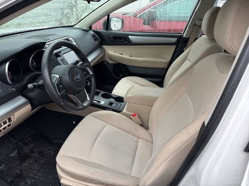 Used 2018 Subaru Outback 2.5i image 17