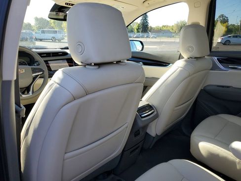 Used 2024 Cadillac XT6 Premium Luxury w/ LPO, Floor Liner Package image 31