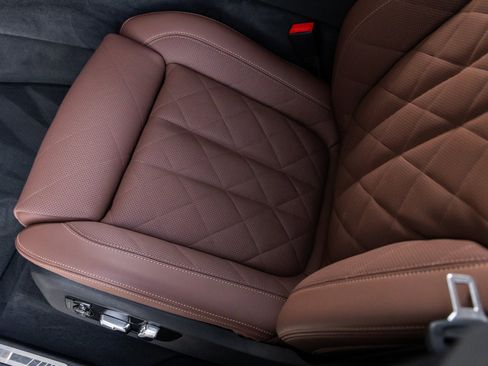 Used 2026 BMW X6 M60i image 22