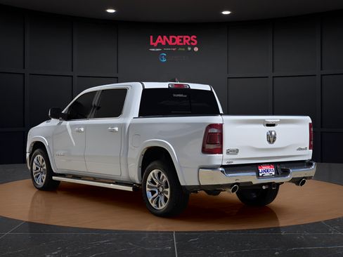 Used 2024 RAM 1500 Limited AWD/4WD image 2