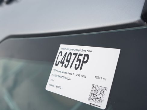 Used 2024 Ford F250 Platinum image 31