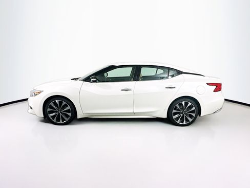 Used 2017 Nissan Maxima SR FWD image 4